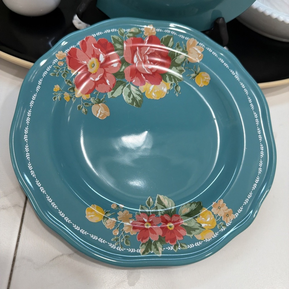 The Pioneer Woman Vintage Floral Teal Salad Plates 8.5" Set of 2 - Picture 5 of 9